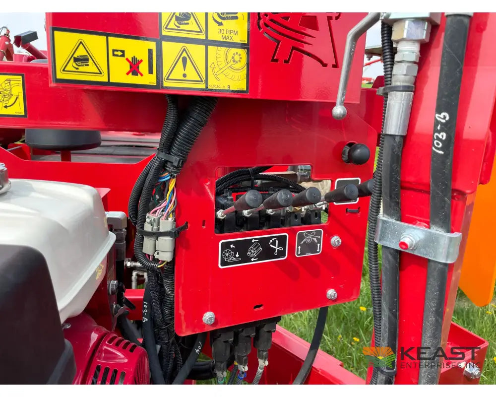 Anderson 680HS Single Bale Wrapper Up to 75 Bales Per Hour Bale Wrappers