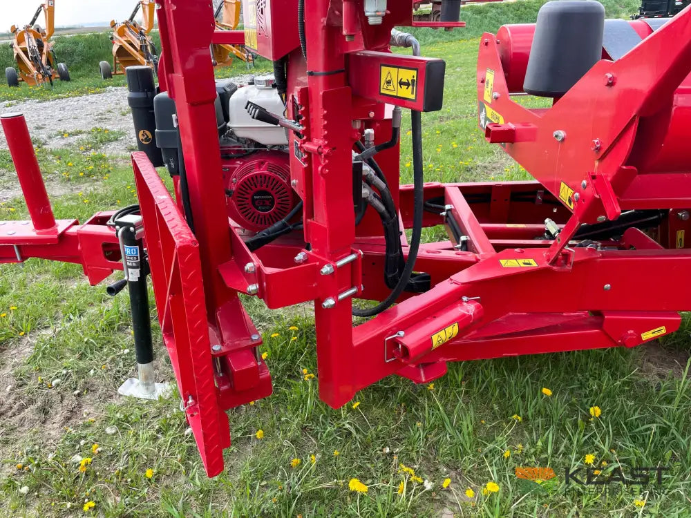 Anderson 680HS Single Bale Wrapper Up to 75 Bales Per Hour Bale Wrappers