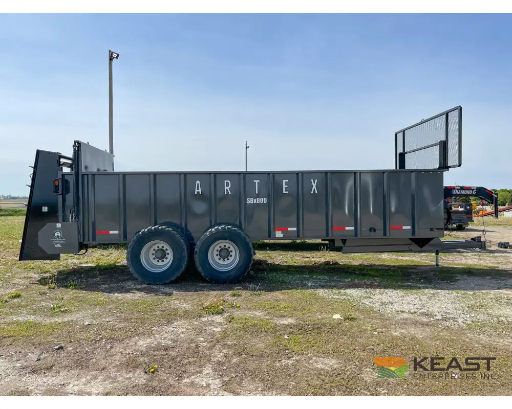 Artex SBX800 Manure Spreader – 858 Cu Ft Capacity Vertical Beaters Manure Spreaders