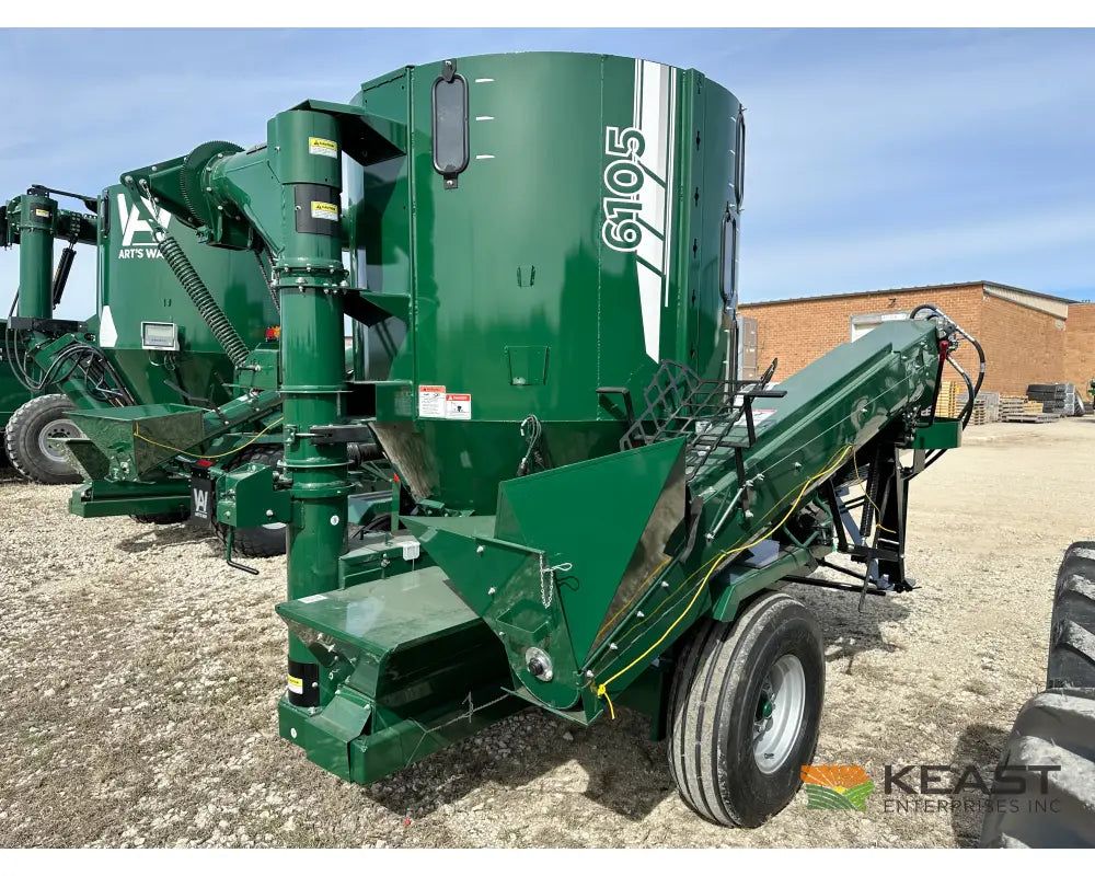 Art’s Way 6105 Grinder Mixer – 105 Bushel Tank 20’’ Hammer Mill Feed Auger Grinder Mixers