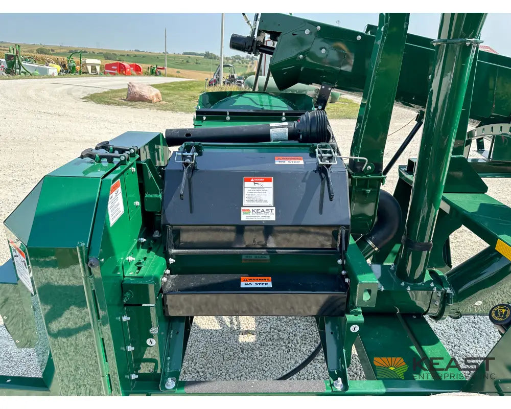Art’s Way PHM26 Portable Hammer Mill – 26’’ Hammer Mill Feed Auger Hammer Mill