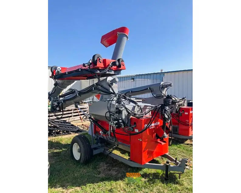 Automatic 6020 PTO Roller Mill - Feed Auger Discharge Auger Roller Mills