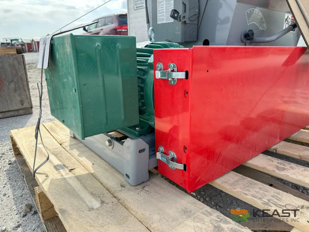 Automatic LPE500 Electric Roller Mill - 10 HP Motor Up to 450 Bushels Per Hour Roller Mills