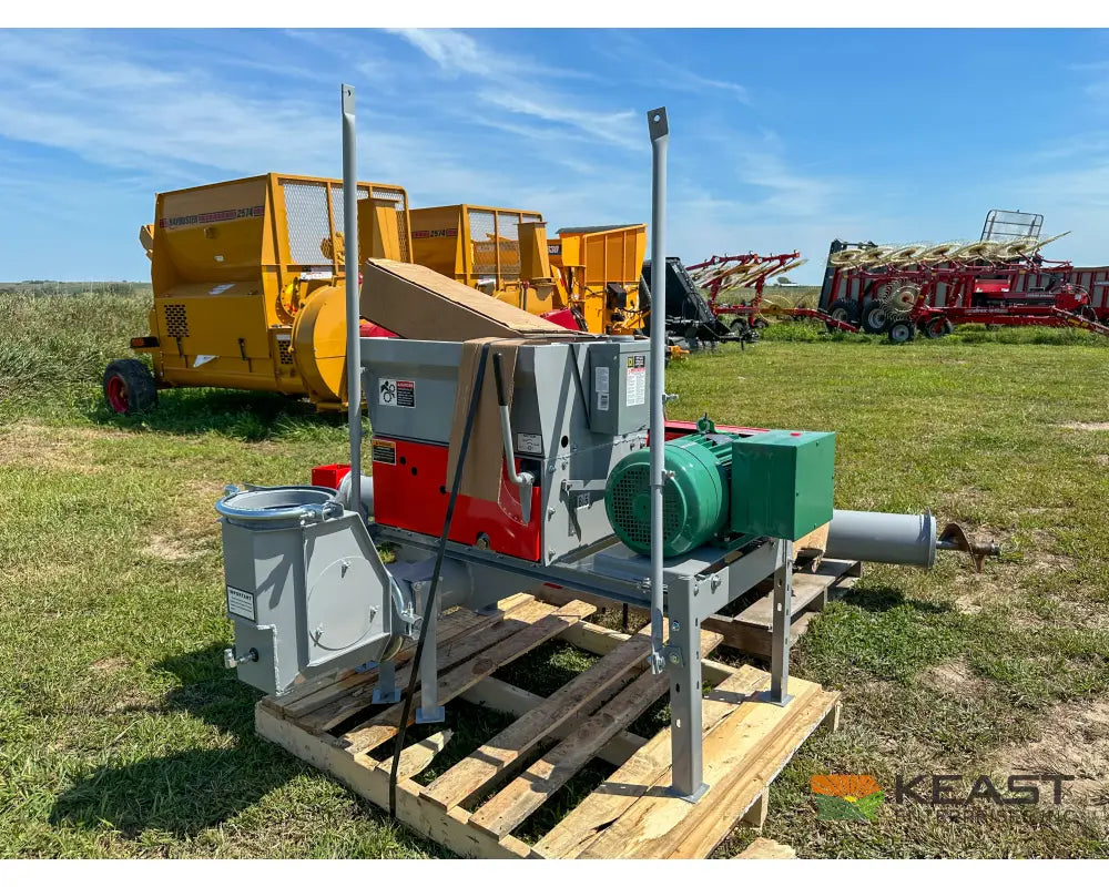 Automatic LPE700 Electric Roller Mill 10 HP Motor Up to 700 Bushels Per Hour Roller Mills