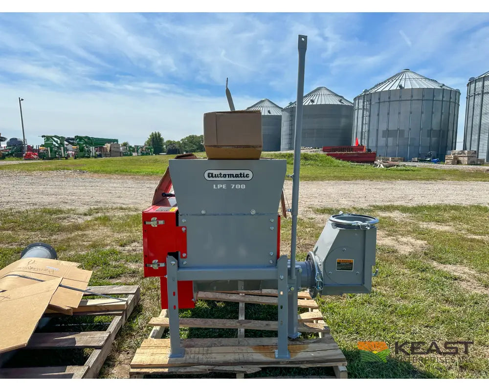 Automatic LPE700 Electric Roller Mill 10 HP Motor Up to 700 Bushels Per Hour Roller Mills