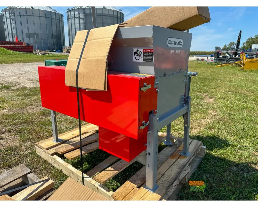 Automatic LPE700 Electric Roller Mill 10 HP Motor Up to 700 Bushels Per Hour Roller Mills