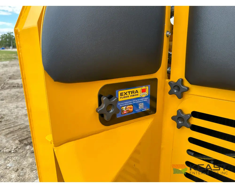 Baumalight TRL630Y Tracked Mini Skid Steer 2-Speed Hydrostat 23 hp Diesel Mini Skid Steer