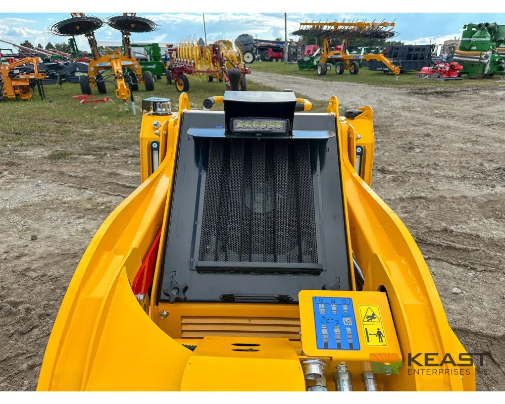 Baumalight TRL630Y Tracked Mini Skid Steer 2-Speed Hydrostat 23 hp Diesel Mini Skid Steer