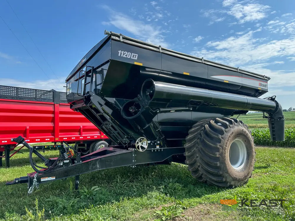 Brandt 1120XT Grain Cart - 1,100 Bushel Capacity Roll Tarp 20’’ Discharge Scales Grain Carts