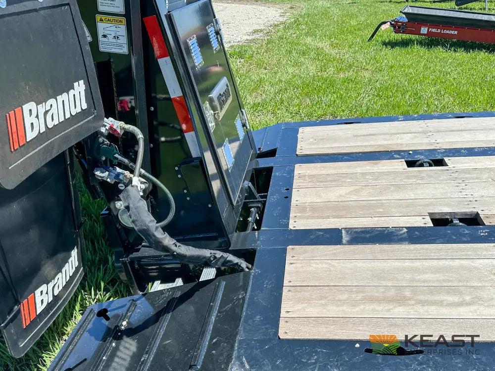 Brandt H450 45 Ton On-Highway RGN Trailer - 33’ 6’’ Deck Well 17’’ Deck Height Trailers