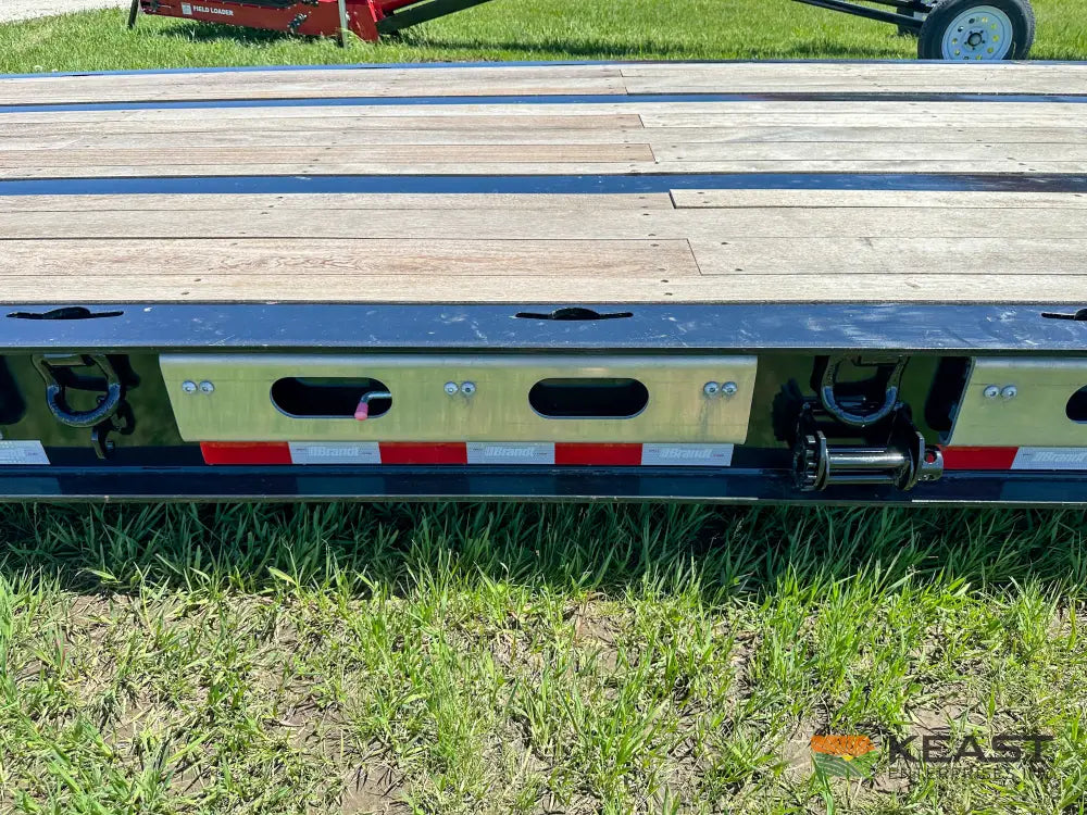 Brandt H450 45 Ton On-Highway RGN Trailer - 33’ 6’’ Deck Well 17’’ Deck Height Trailers