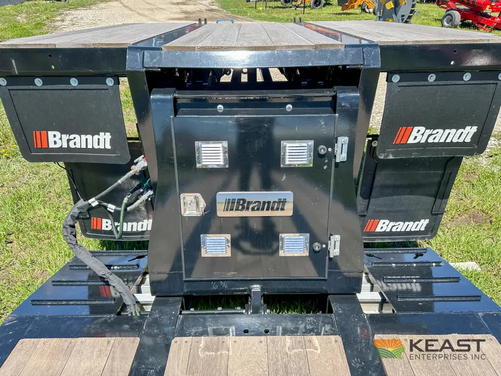 Brandt H450 45 Ton On-Highway RGN Trailer - 33’ 6’’ Deck Well 17’’ Deck Height Trailers