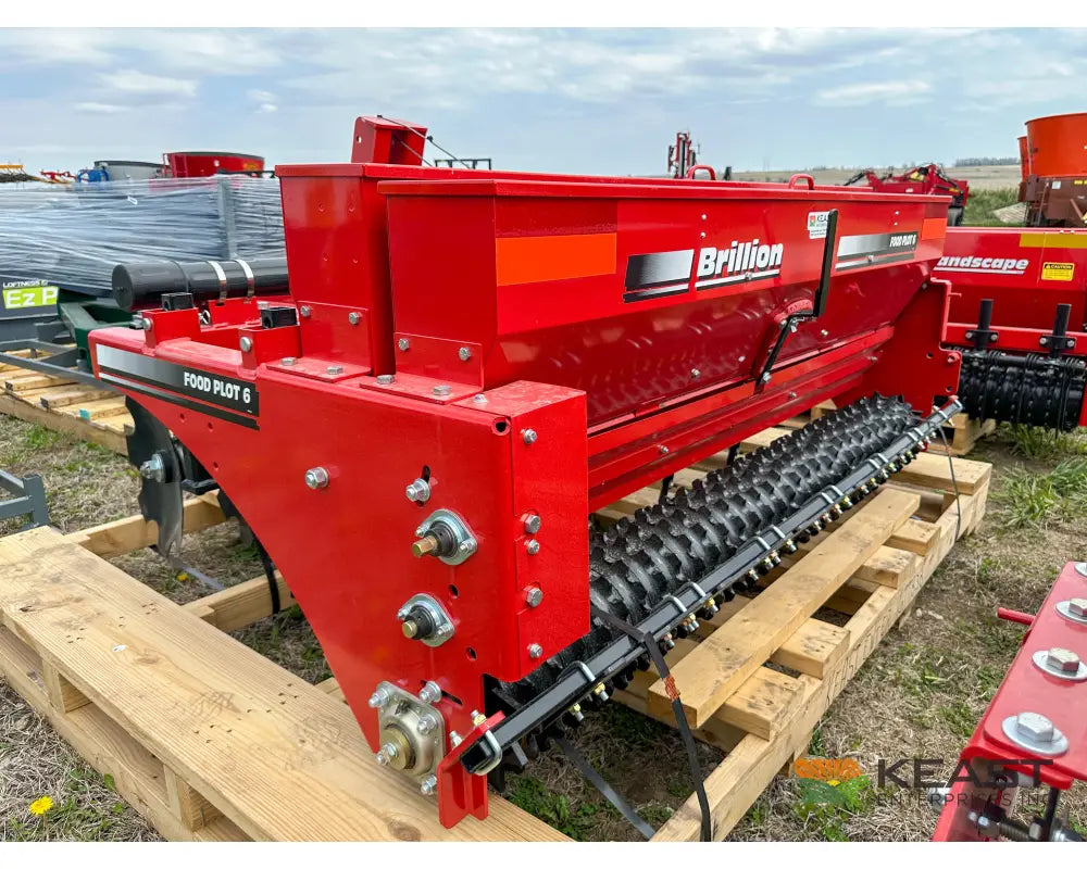 Brillion FPSB-6 6’ 3-Point Food Plot Seeder – 2.62 + 2.62 Bu Seed Boxes Drills and Seeders