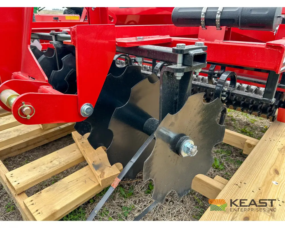 Brillion FPSB-6 6’ 3-Point Food Plot Seeder – 2.62 + 2.62 Bu Seed Boxes Drills and Seeders