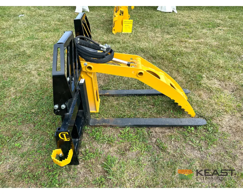 CL Fabrication EZ-Pallet Forks PF45 45″ Width 48″ Forks 5,250 lb Rated Carriage Hydraulic Grapple Pallet Forks