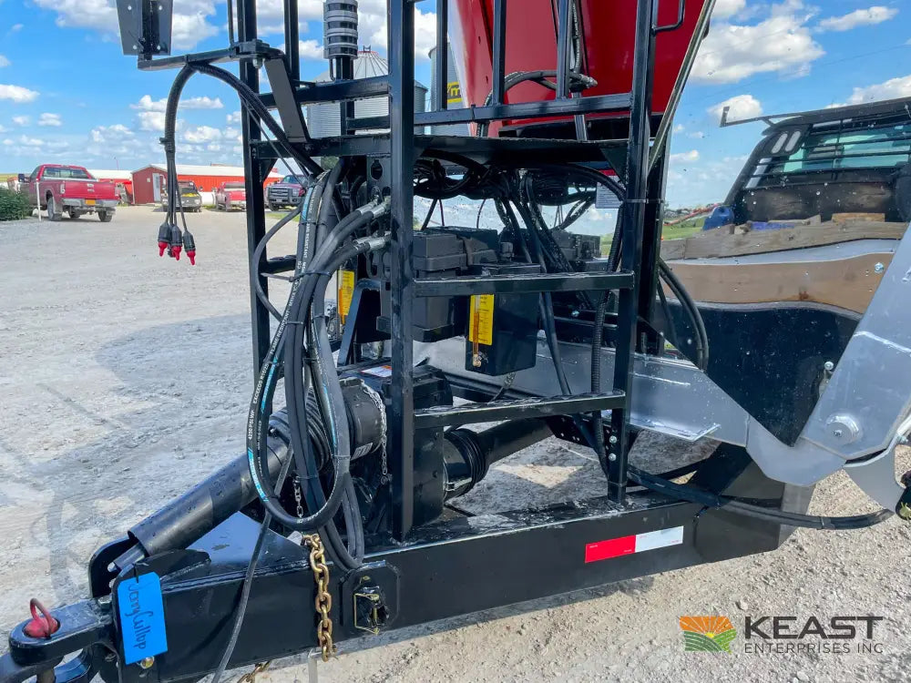 Cloverdale 650T Feed Wagon 830 Cu Ft Capacity WeighTronix Scale Feed Wagons