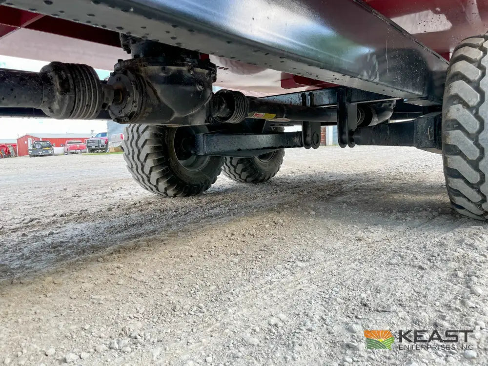 Cloverdale 650T Feed Wagon 830 Cu Ft Capacity WeighTronix Scale Feed Wagons
