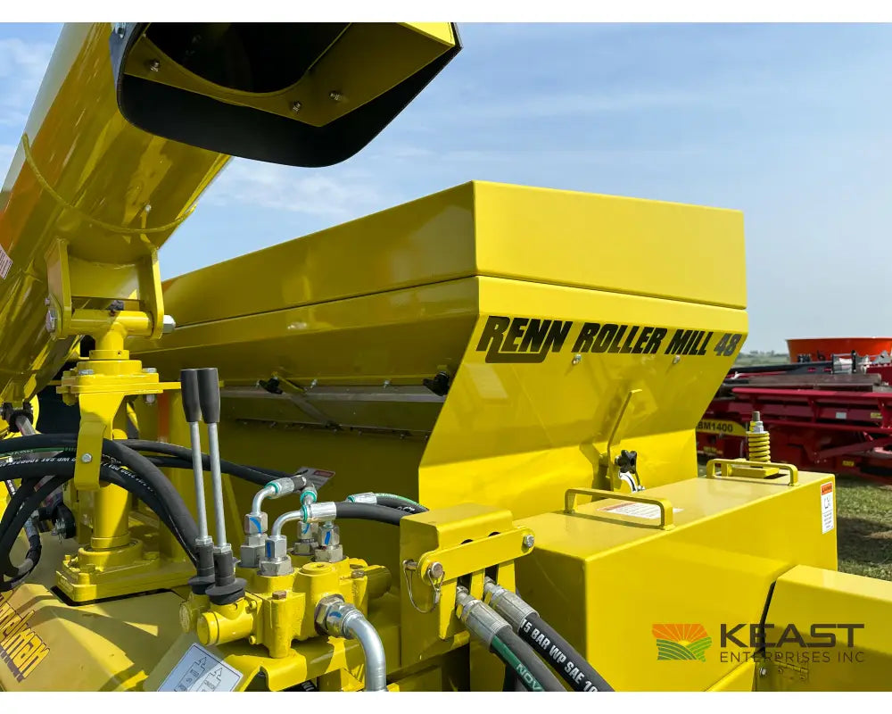 Degelman Renn RMC48 Roller Mill - PTO Drive Conveyor Discharge 16’’ x 48’’ Cast Rolls Roller Mills