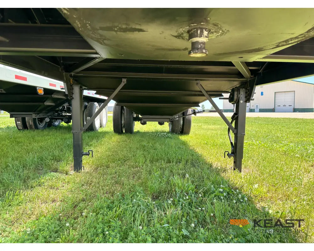 Demco 28’ Hopper Bottom Grain Trailer 765 Bushel Heaped Capacity Roll Tarp Grain Trailers