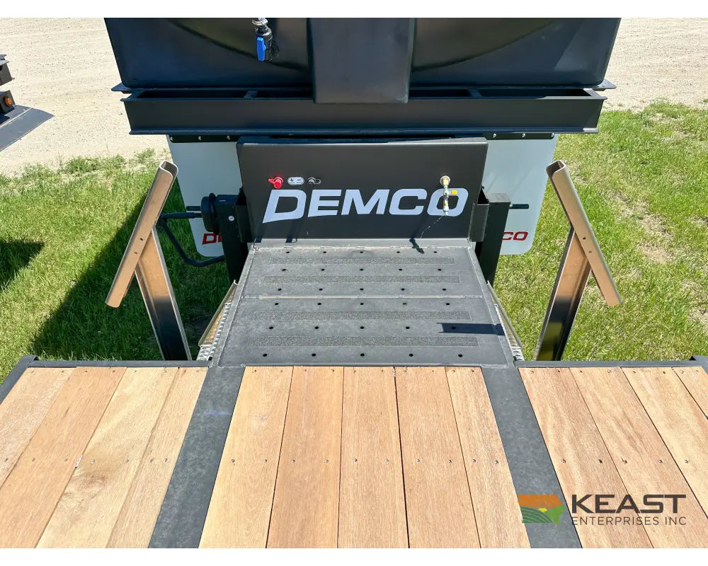 Demco 42’ Sprayer Liquid Tender Trailer - Dual 3,250 Gal Tanks 15’6’’ Deck Space Liquid Tender Trailers