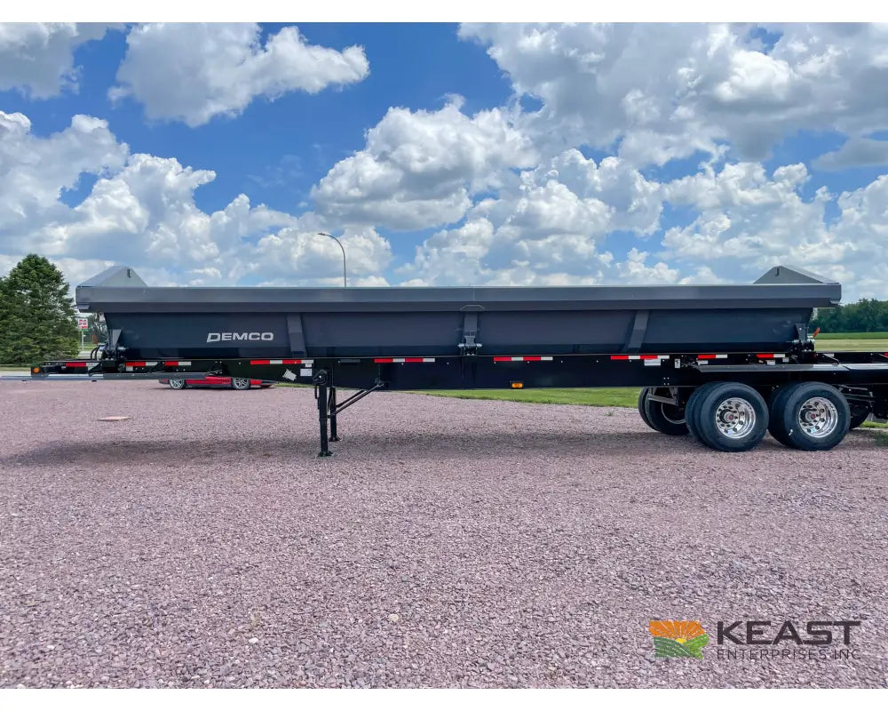Demco Side Dump Trailer Triple Axle Air Ride 34’ Tub 128’’ Iowa Spread Axle Side Dump Trailers