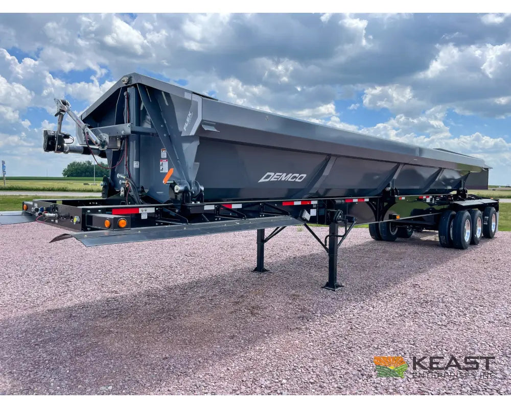 Demco Side Dump Trailer Triple Axle Air Ride 34’ Tub 128’’ Iowa Spread Axle Side Dump Trailers