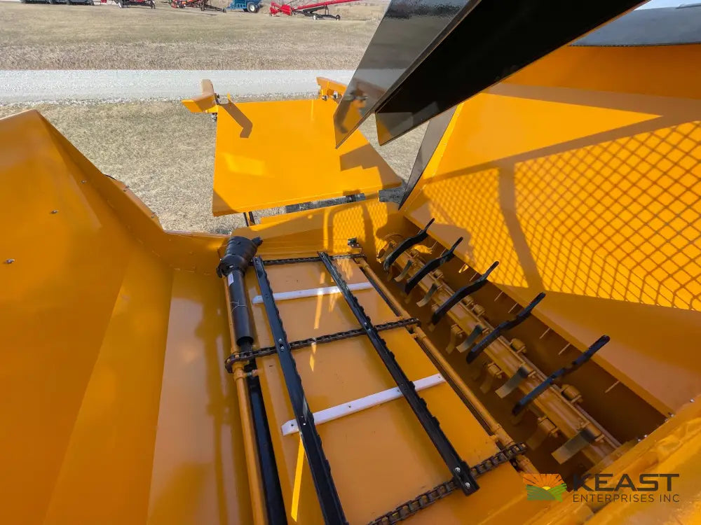 Fair 7830TD Bale Processor Integrated Fan and Blower Bale Processors