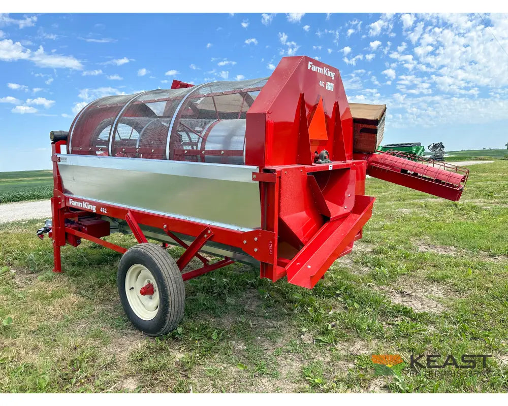 Farm King 482 Grain Cleaner - Up to 1,900 BPH Capacity Integrated Screens Grain Cleaner