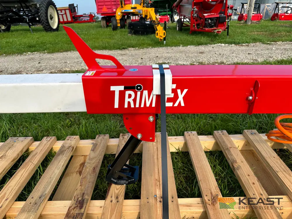 Fecon Trim Ex Extending Tree Saws 18 26’ Total Reach 24’’ Blade Tree Saws