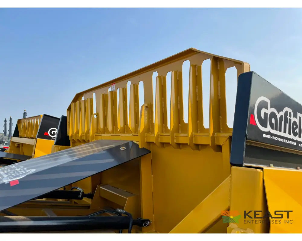 Garfield 1350HC 13 Yard Ejection Scraper 9’ Working Width Ejection Scrapers