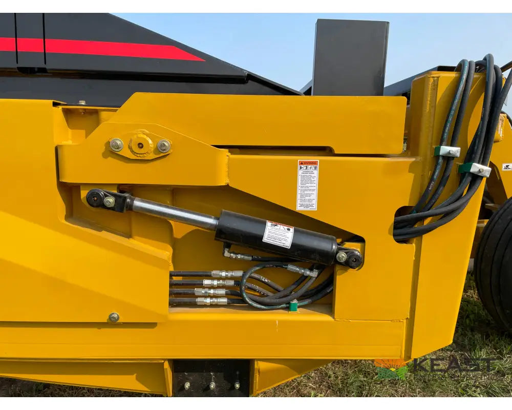 Garfield 1350HC 13 Yard Ejection Scraper 9’ Working Width Ejection Scrapers