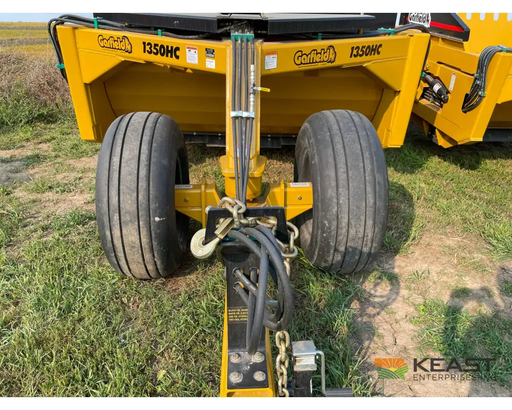 Garfield 1350HC 13 Yard Ejection Scraper 9’ Working Width Ejection Scrapers