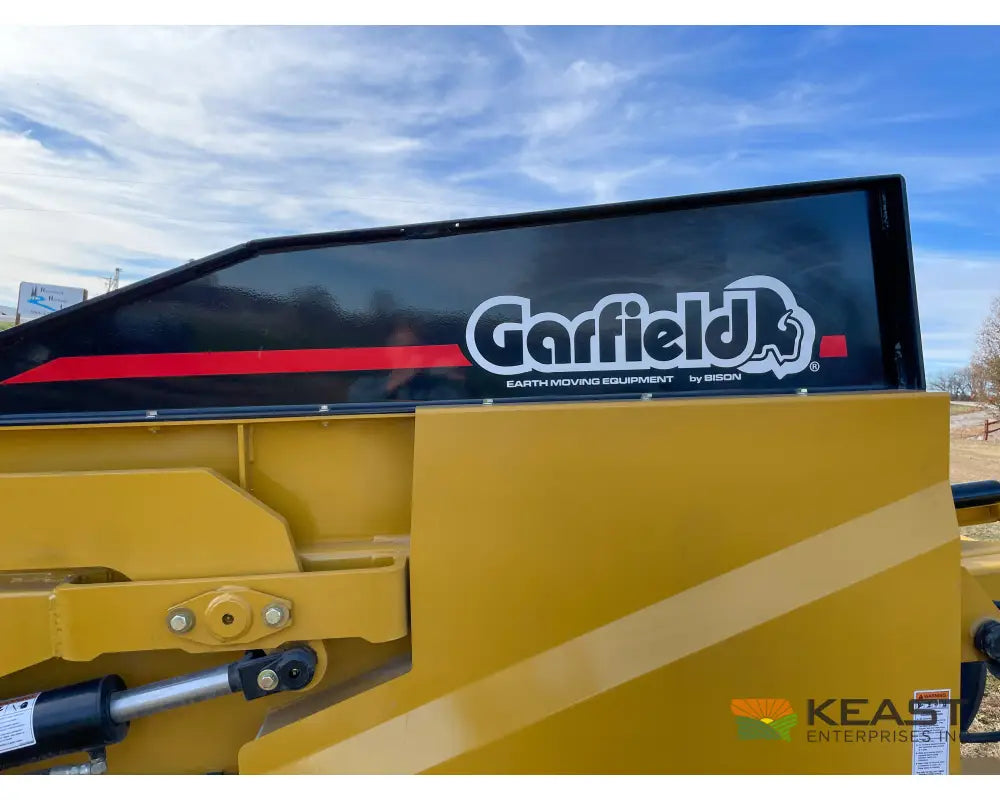 Garfield 950HC 9 Yard Ejection Scraper 7’ Working Width Ejection Scrapers