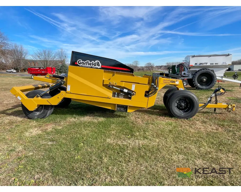 Garfield 950HC 9 Yard Ejection Scraper 7’ Working Width Ejection Scrapers