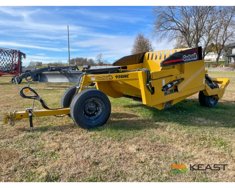 Garfield 950HC 9 Yard Ejection Scraper 7’ Working Width Ejection Scrapers