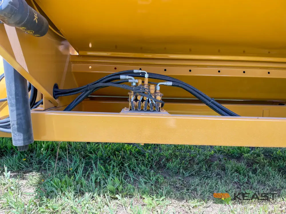 Haybuster 2754 Bale Processor - Integrated Fan and Blower Containment Kit Bale Processors