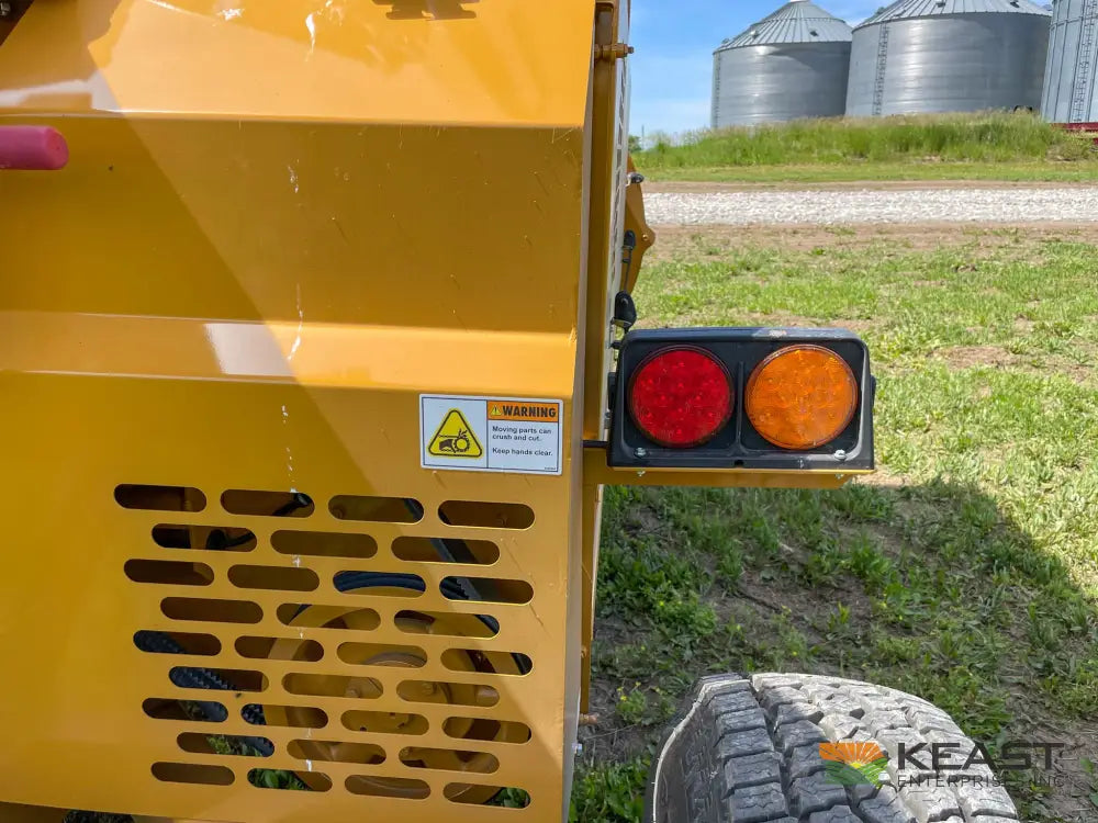 Haybuster 2754 Bale Processor - Integrated Fan and Blower Containment Kit Bale Processors