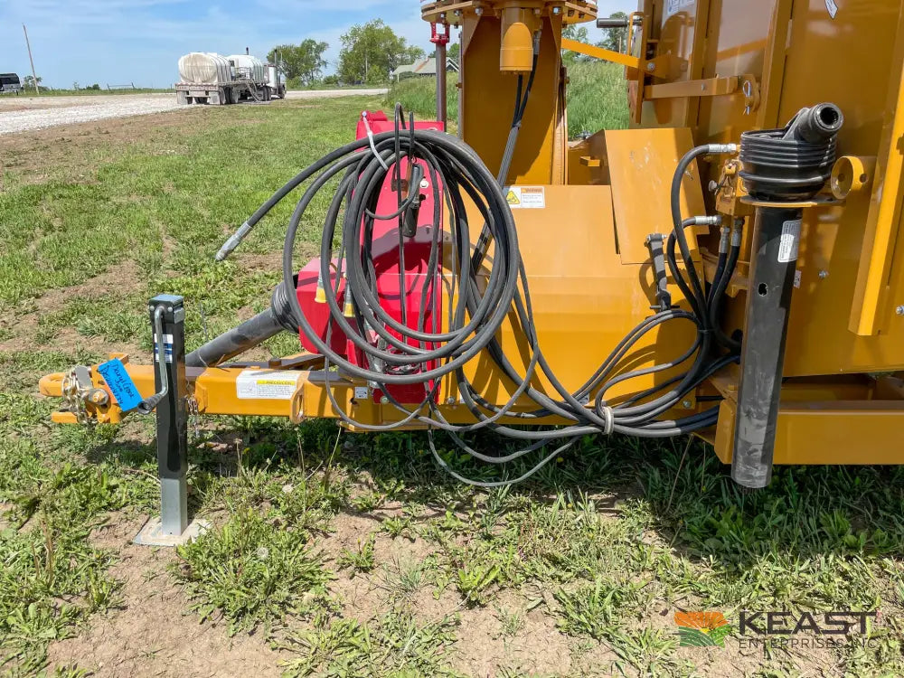 Haybuster 2754 Bale Processor - Integrated Fan and Blower Containment Kit Bale Processors