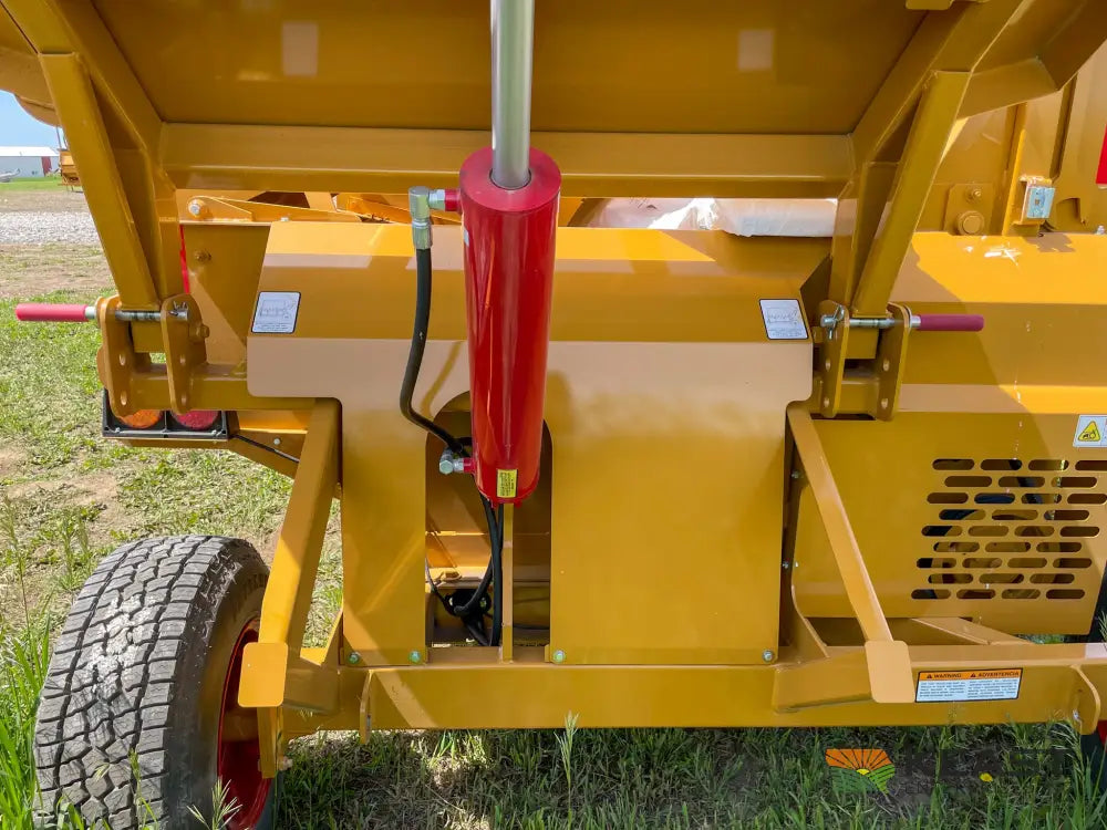 Haybuster 2754 Bale Processor - Integrated Fan and Blower Containment Kit Bale Processors