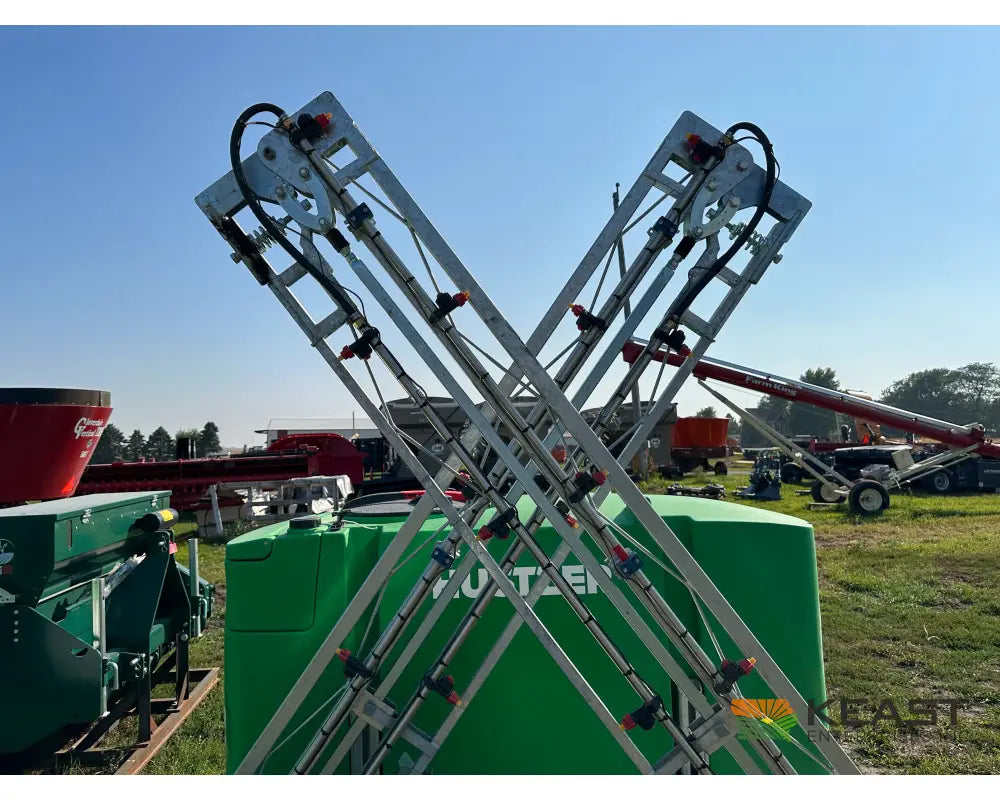 Hustler 1150 300 Gallon 3pt Field Sprayer - 40’ Boom 29 GPM PTO Pump Sprayers