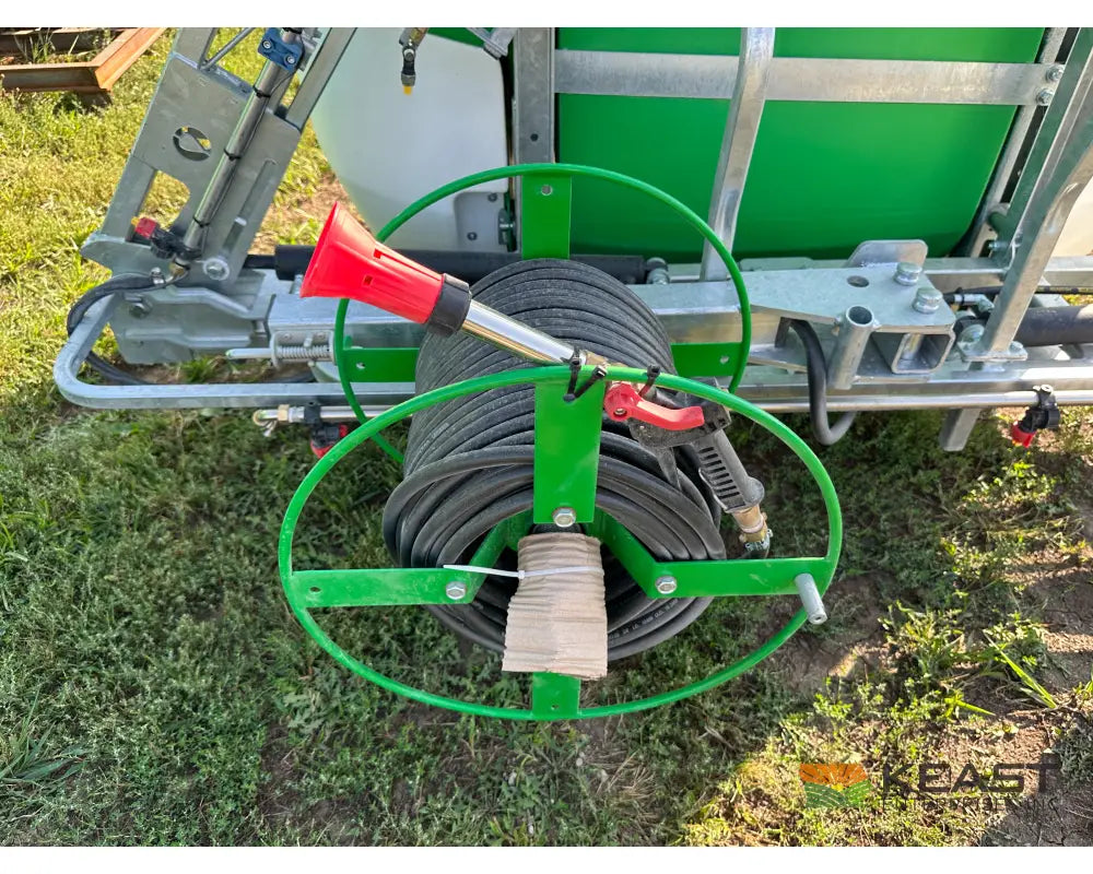 Hustler 1150 300 Gallon 3pt Field Sprayer - 40’ Boom 29 GPM PTO Pump Sprayers