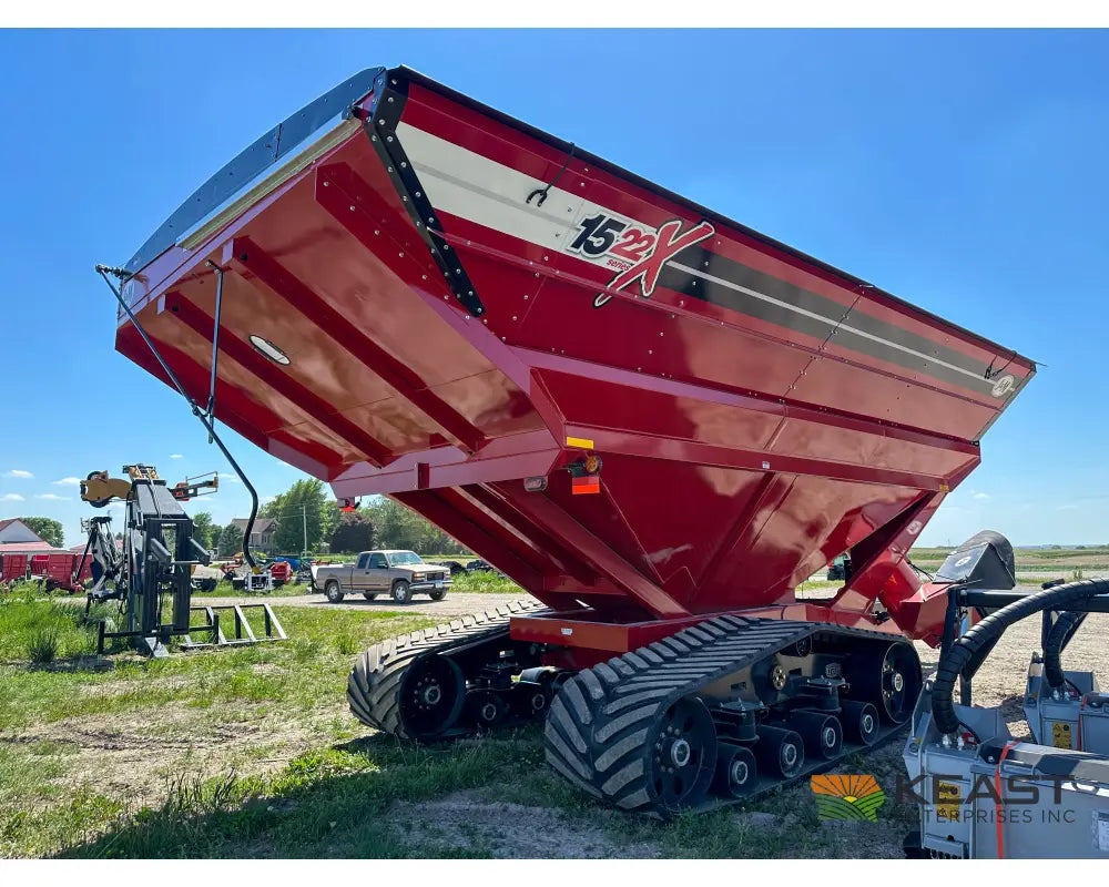J&M 1522T Tracked Grain Cart 1,500 Bushel Capacity Roll Tarp 20’’ Discharge Scales Grain Carts