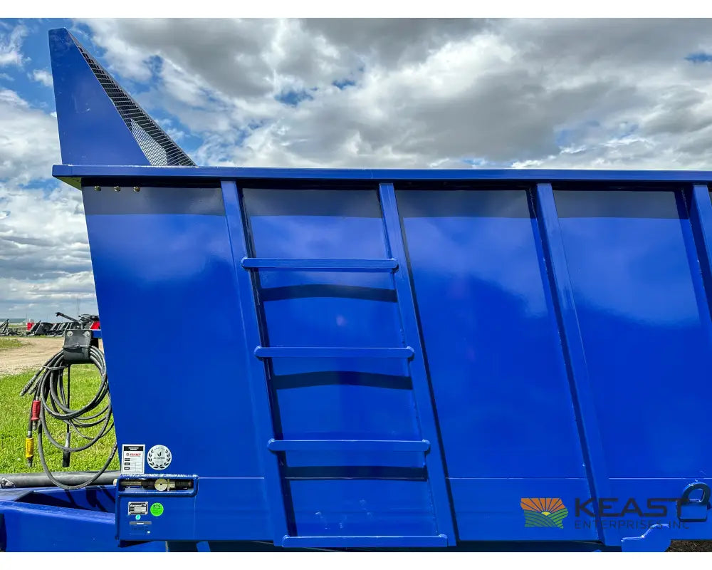 JBS VMEC 2448 Manure Spreader 780 Cu Ft Heaped Capacity Vertical Beaters Manure Spreaders