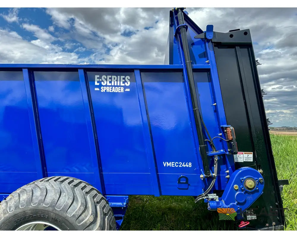 JBS VMEC 2448 Manure Spreader 780 Cu Ft Heaped Capacity Vertical Beaters Manure Spreaders
