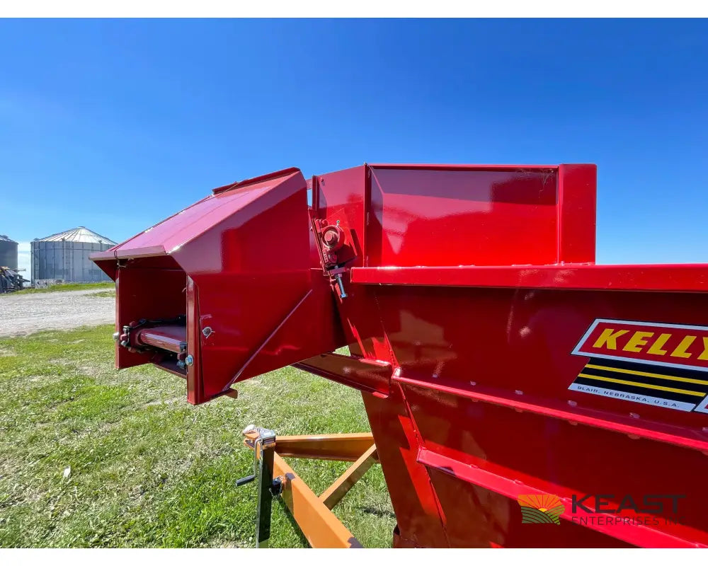 Kelly Ryan 4x10 Feed Wagon - 115 Bushel Capacity 48’’ Discharge Height Fuel Trailers