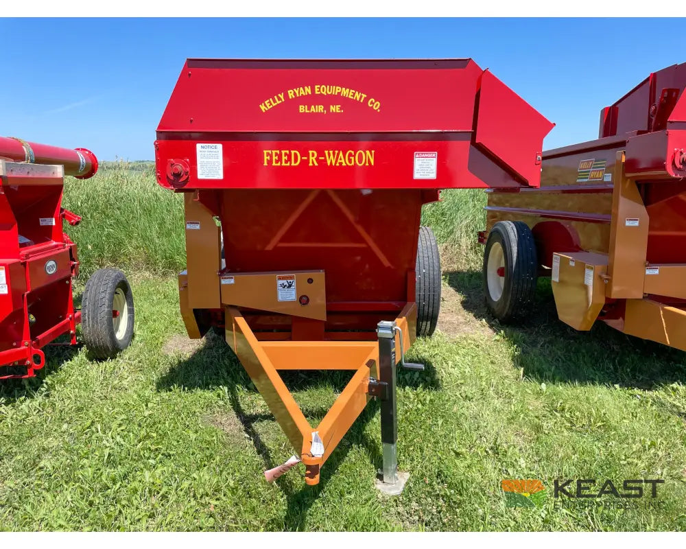 Kelly Ryan 4x10 Feed Wagon - 115 Bushel Capacity 48’’ Discharge Height Fuel Trailers