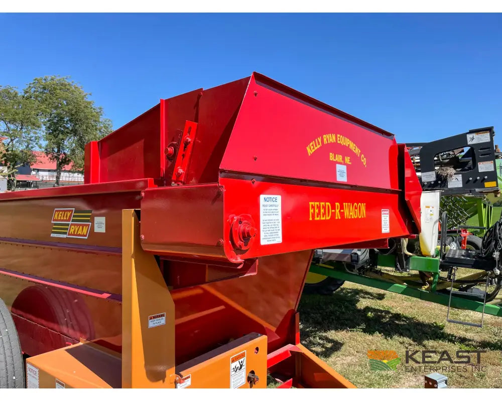 Kelly Ryan 4x10 Feed Wagon Scales 115 Bushel Capacity 48’’ Discharge Height Feed Wagons
