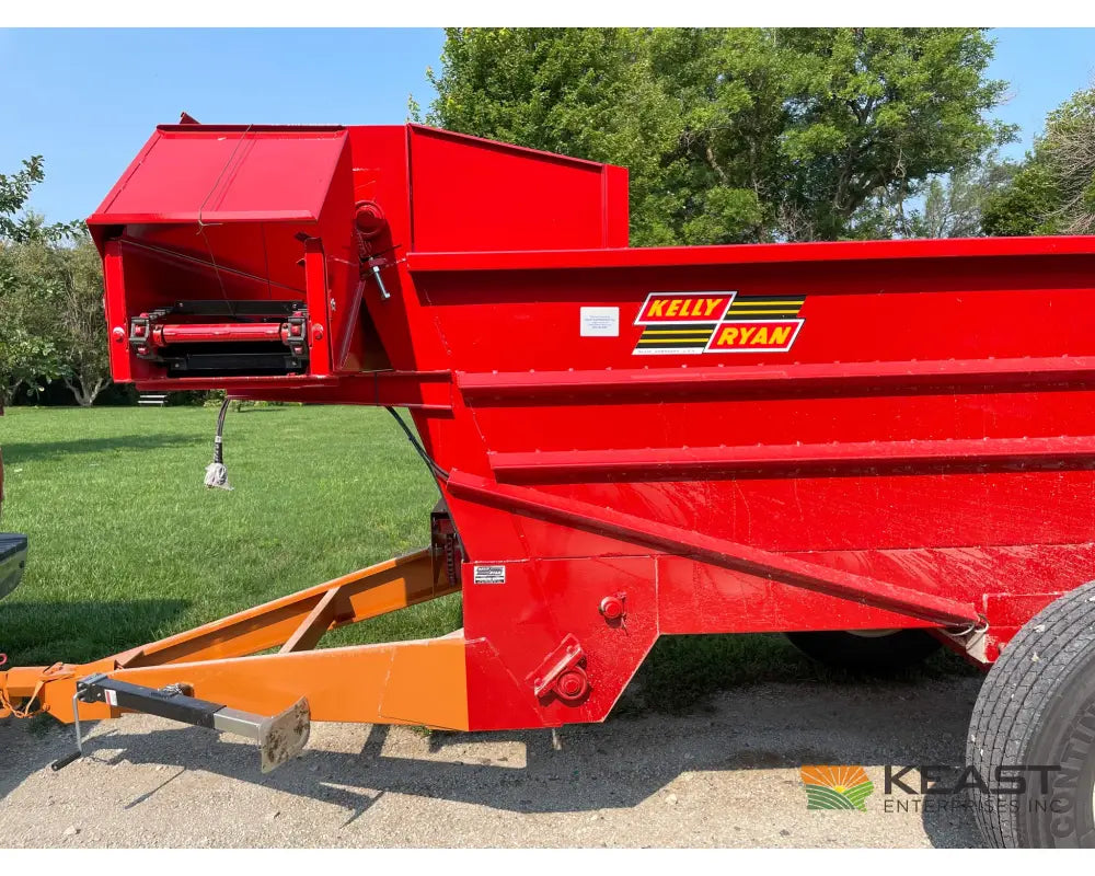 Kelly Ryan 5x12 Feed Wagon - 190 Bushel Capacity 48’’ Discharge Height Leaf Springs Fuel Trailers
