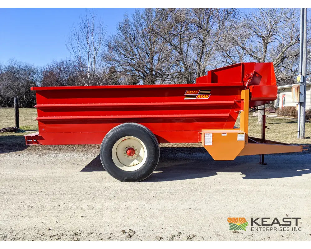 Kelly Ryan 5x12 Feed Wagon 190 Bushel Capacity 48’’ Discharge Height Leaf Springs Fuel Trailers