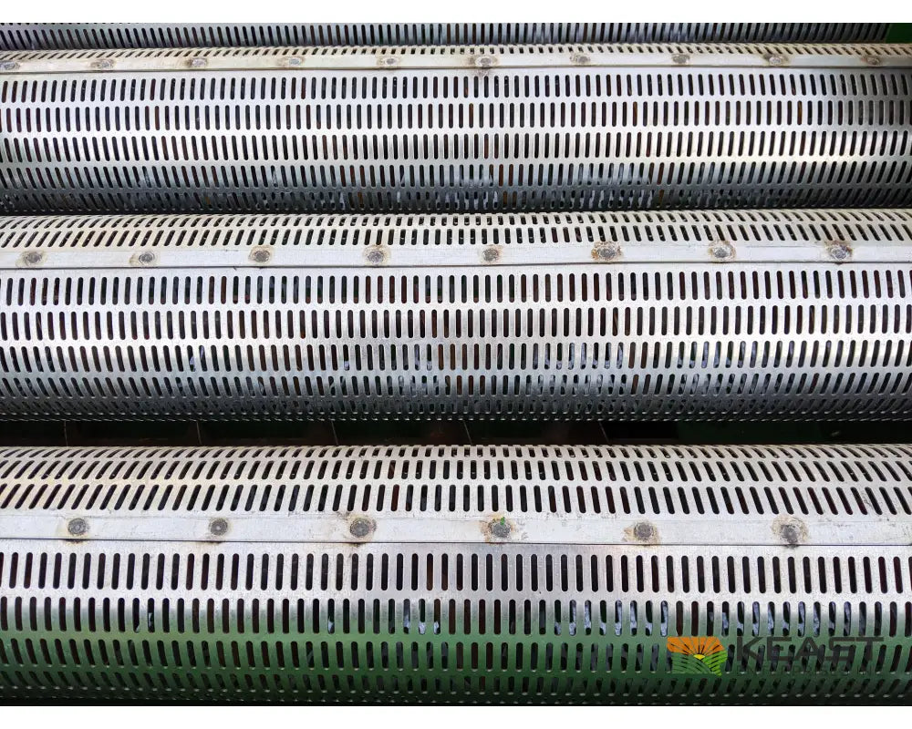 Kwik Kleen 772 Grain Cleaner - Up to 2,500 BPH Capacity Hydraulic Drive Grain Cleaner